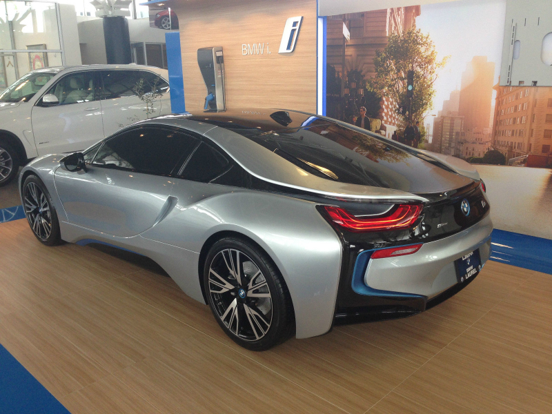 Illustration for article titled Here's The Full-Scale BMW i8 Model That You Never Knew You Wanted